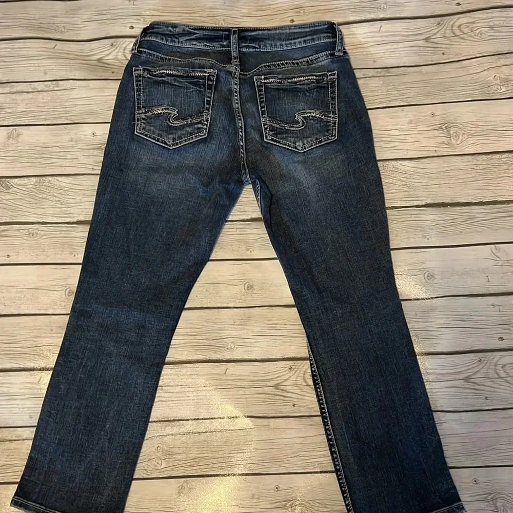 🌻Silver Jeans Co Women’s 27” waist Elyse Capri Cropped Denim - Picture 2 of 8